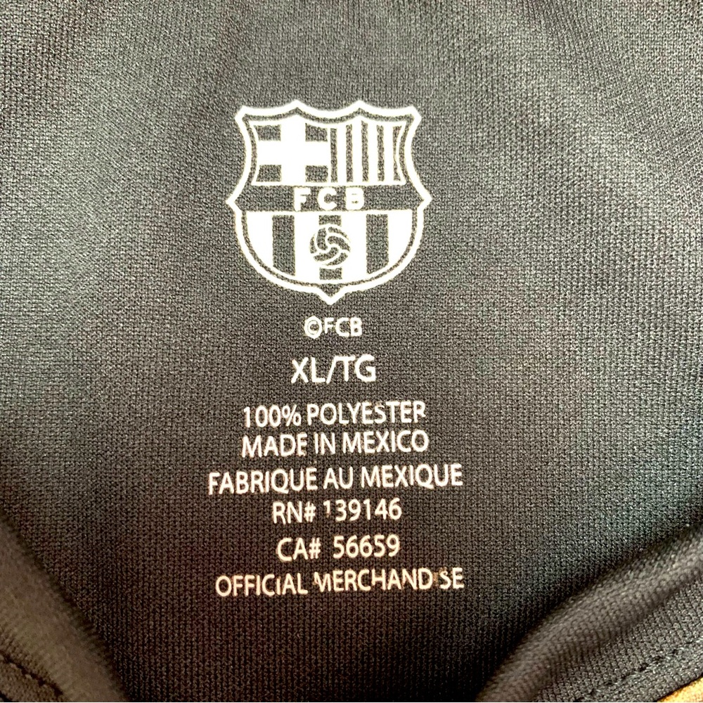 Messi All Over Print FCB 10 Polyester Shirt Mens sz XL Short Sleeve Soccer - Picture 3 of 9
